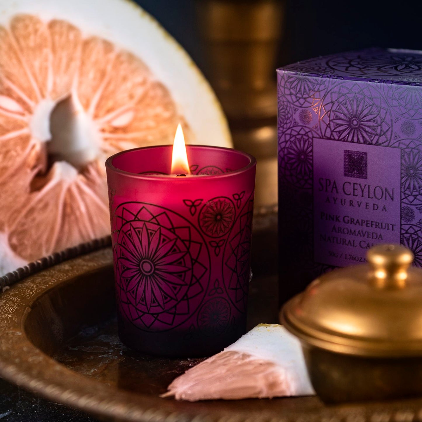 Pink Grapefruit - Aromaveda Natural Candle 50g